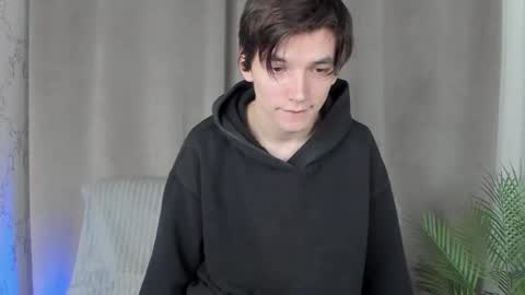 Collin online show from December 3, 11:11 am