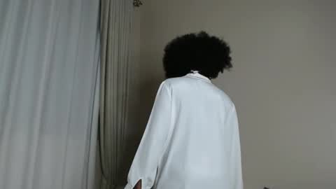 Collin  independent model online show from December 6, 10:24 pm