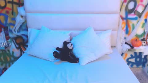 valentina online show from October 16, 2:17 pm