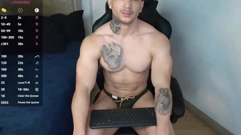 colombianmuscle8 online show from April 20, 3:59 pm