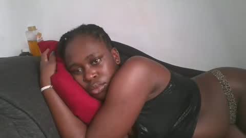 Cara online show from February 13, 3:03 pm