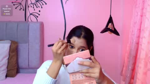 C O N N I E online show from September 19, 7:28 pm