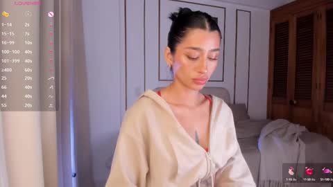 connie    online show from September 29, 9:41 am