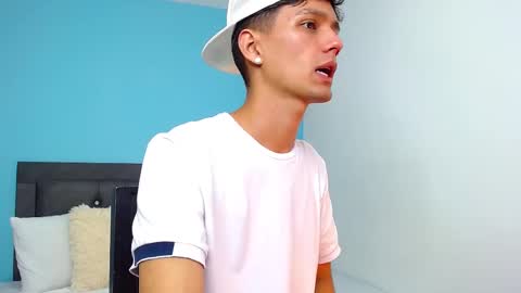 Connor online show from March 5, 11:05 pm