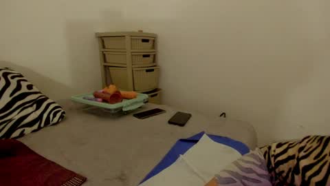 CONNY online show from April 6, 3:02 pm