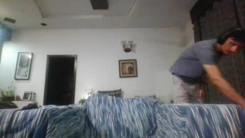 Cool2Buddies online show from June 8, 12:05 am