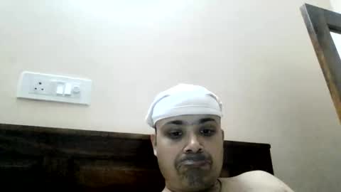 Cool Breeze09 online show from May 22, 11:39 am
