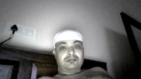 Cool Breeze09 online show from March 8, 6:23 pm