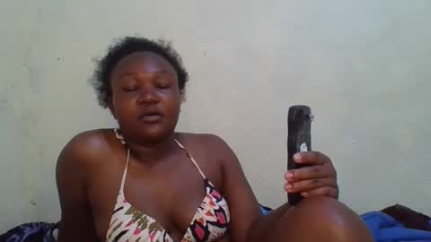 coolgirl001 online show from February 21, 7:06 pm