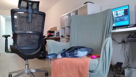 coolnerdguy79 online show from September 14, 4:08 pm