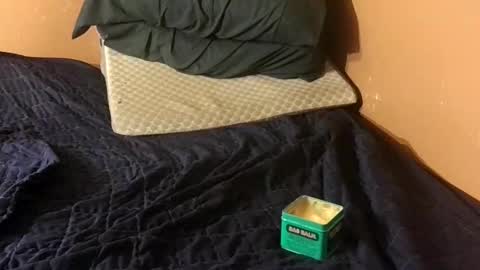 Snapshot of coolnow1989 chatting on February 19, 8:52 pm coolnow1989 online show from February 19, 8:52 pm