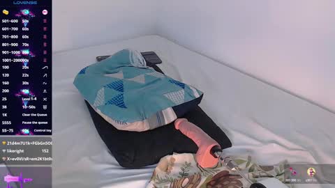 coraline2911 online show from March 12, 3:51 pm