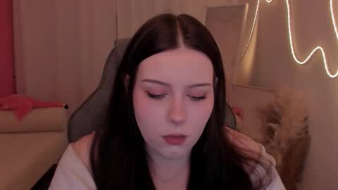 little girl who is always right or just Cora online show from February 5, 7:01 am