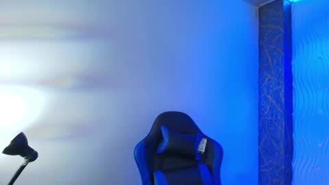 corey_taylor7 online show from February 11, 12:31 pm