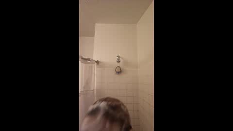 cottonmoufqueen online show from March 1, 9:08 pm