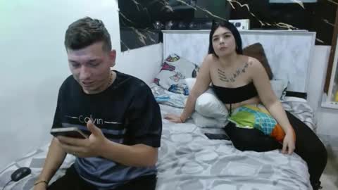 couple_hot77 online show from September 16, 6:44 pm