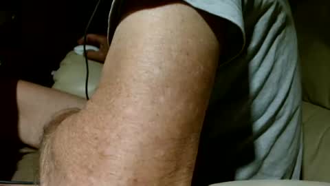 cplmature87 online show from May 25, 11:44 pm