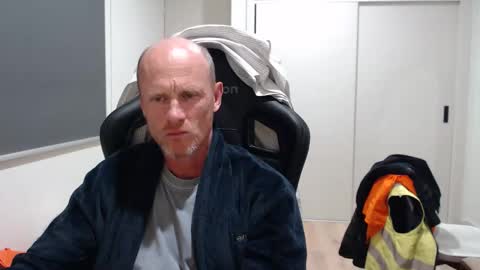 cptduckpants online show from May 18, 12:22 pm