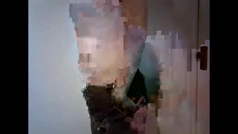 Snapshot of crafty333 chatting on September 26, 1:24 am crafty333 online show from September 26, 1:24 am