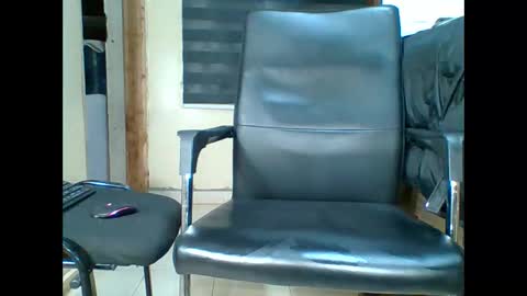 Cranes online show from October 17, 6:34 pm