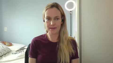 Anny online show from February 5, 11:03 am