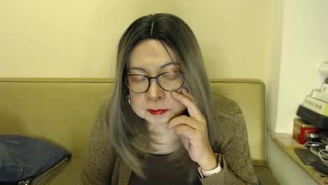 Snapshot of crazychika chatting on February 12, 1:37 pm Kelly   online show from February 12, 1:37 pm