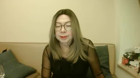 Snapshot of crazychika chatting on October 7, 5:31 pm Kelly   online show from October 7, 5:31 pm