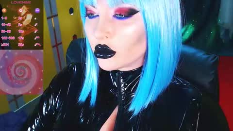 Roxy online show from November 2, 2:28 pm