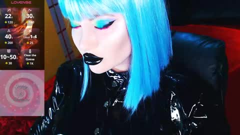 Roxy online show from May 20, 9:16 am