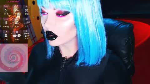 Roxy online show from May 22, 2:57 pm