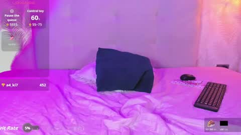 Snapshot of creamy_angelo chatting on October 9, 9:42 pm creamy_angelo online show from October 9, 9:42 pm