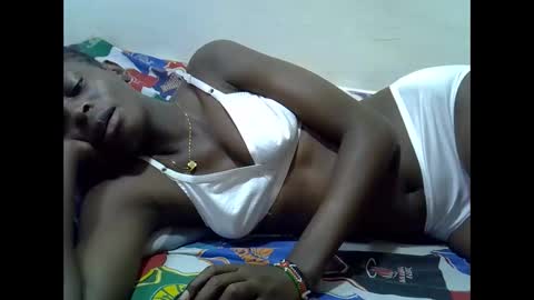 creamy_pussie online show from May 31, 1:21 pm