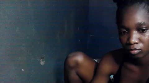 creamyxsugar online show from February 18, 4:34 am