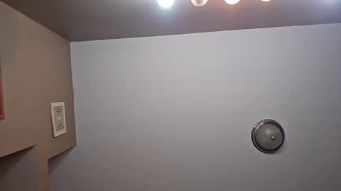 Creeksidecouple online show from April 14, 9:18 pm