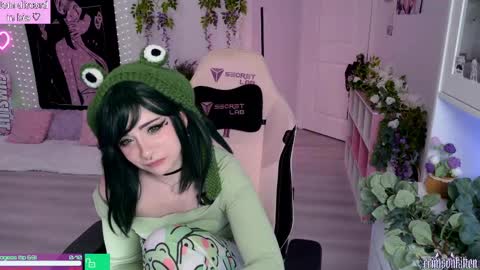 Crimson Kitten online show from March 18, 2:50 am