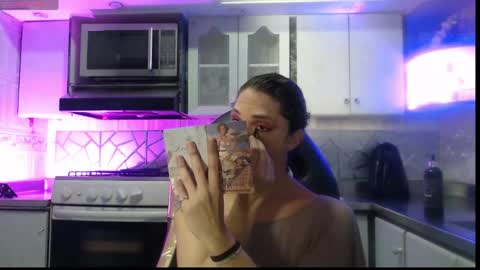 Cristina Onazis online show from May 14, 7:01 pm