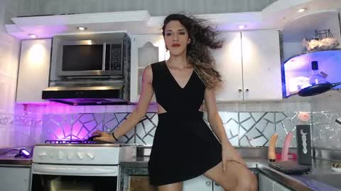Cristina Onazis online show from May 20, 1:57 am