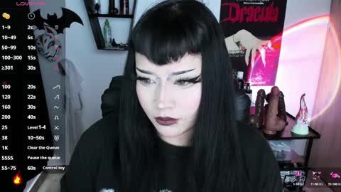 Snapshot of cristal_kosh chatting on September 27, 3:21 pm Cris online show from September 27, 3:21 pm