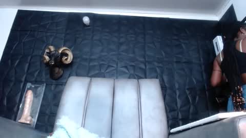 Hanna  online show from October 4, 11:41 am