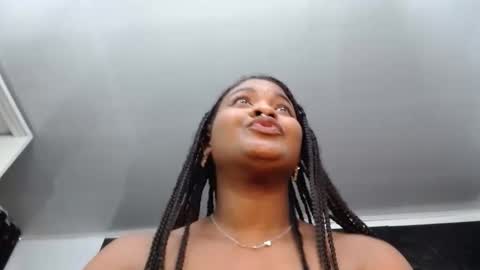 Hanna  online show from April 25, 12:40 pm