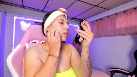 cristal_smith20 online show from March 27, 12:06 pm