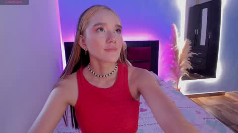 cristal_t2 online show from April 3, 2:02 pm