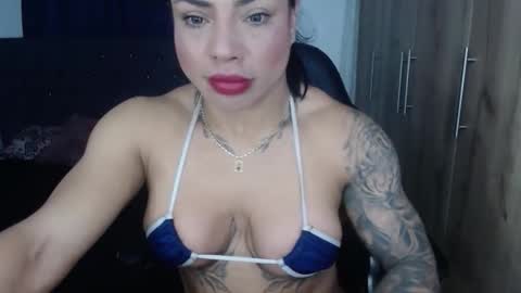 Natalie                      online show from May 14, 4:43 am