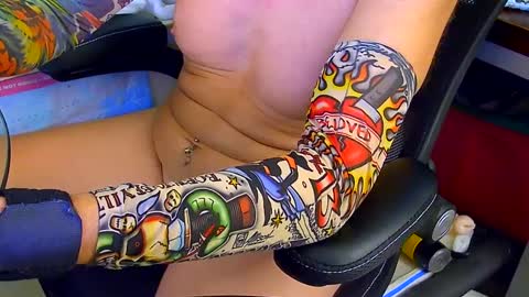 Snapshot of cristiano_ronaldo_sexy_man chatting on January 29, 3:01 am Cristiano Ronaldo sexy man online show from January 29, 3:01 am