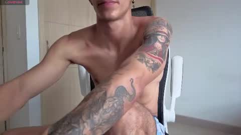 cristopher23  online show from July 17, 1:35 pm