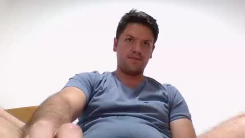 cristopher3042 online show from December 5, 2:26 am