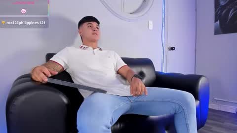 Cristopher online show from March 6, 2:27 pm