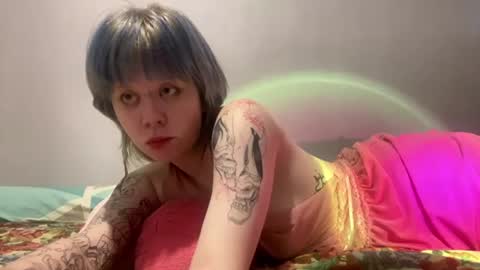 cristyynyy online show from August 1, 8:32 pm