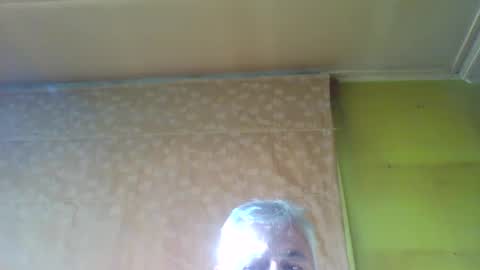 crmperez online show from February 27, 10:09 pm