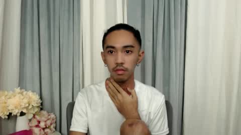 crocodale online show from April 17, 1:13 pm